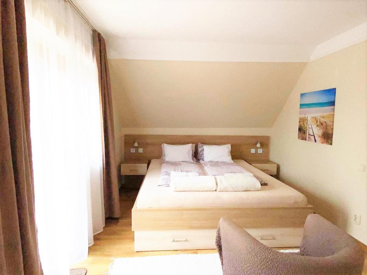 Apartman Siesta Buek - Buekfuerdo Экстерьер фото
