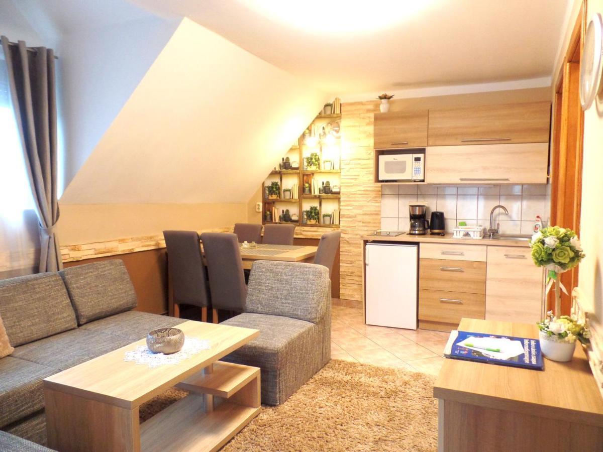 Apartman Siesta Buek - Buekfuerdo Экстерьер фото